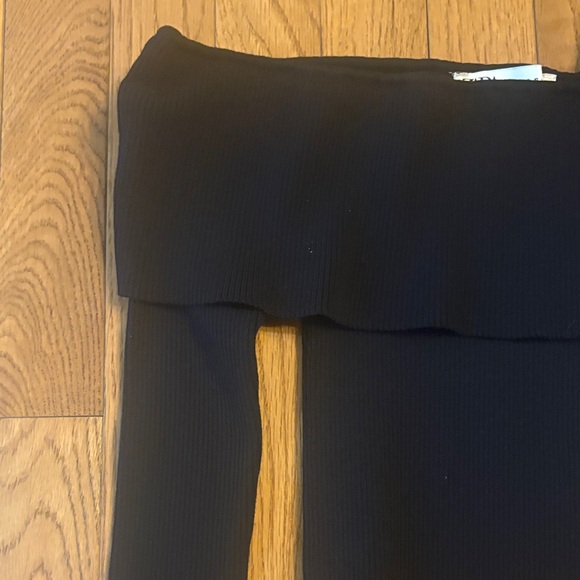 Zara Black Asymmetrical Off-Shoulder Top - Picture 6 of 8